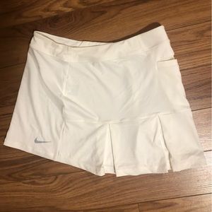 Nike Court White Nike Tennis Skirt Size Medium